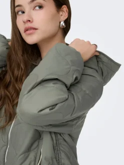 ONLMIKI Veste matelassée