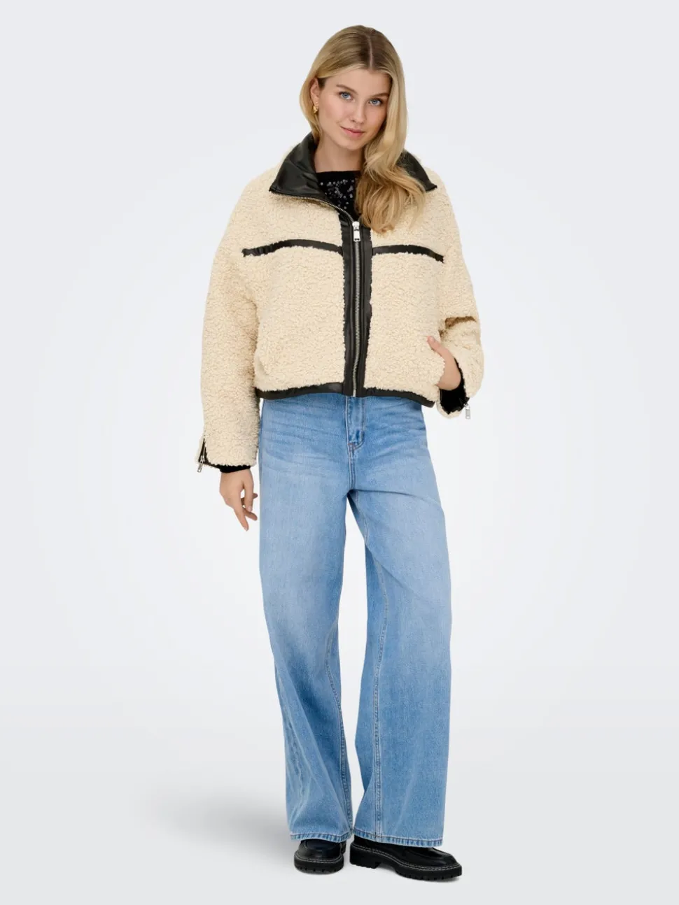 ONLPATTI Veste