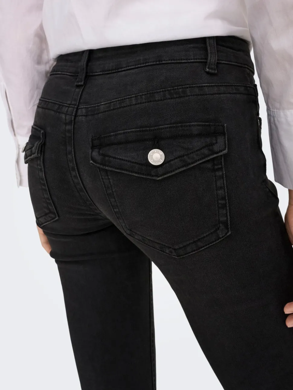 ONLPHOEBE Taille basse Flared Fit Jeans