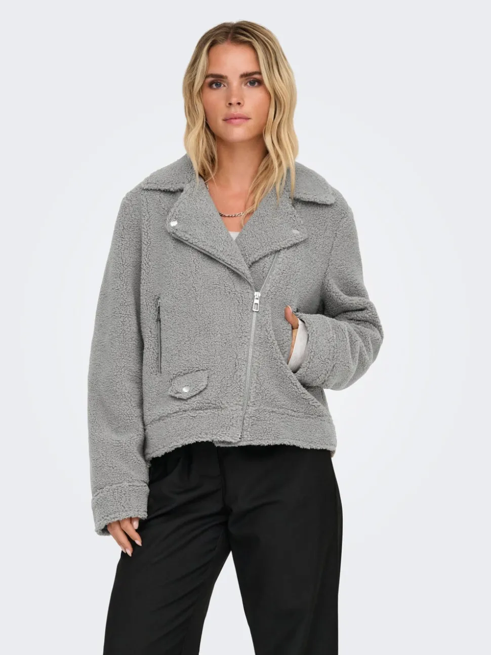 ONLRIO Veste