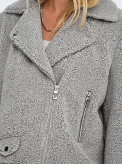 ONLRIO Veste