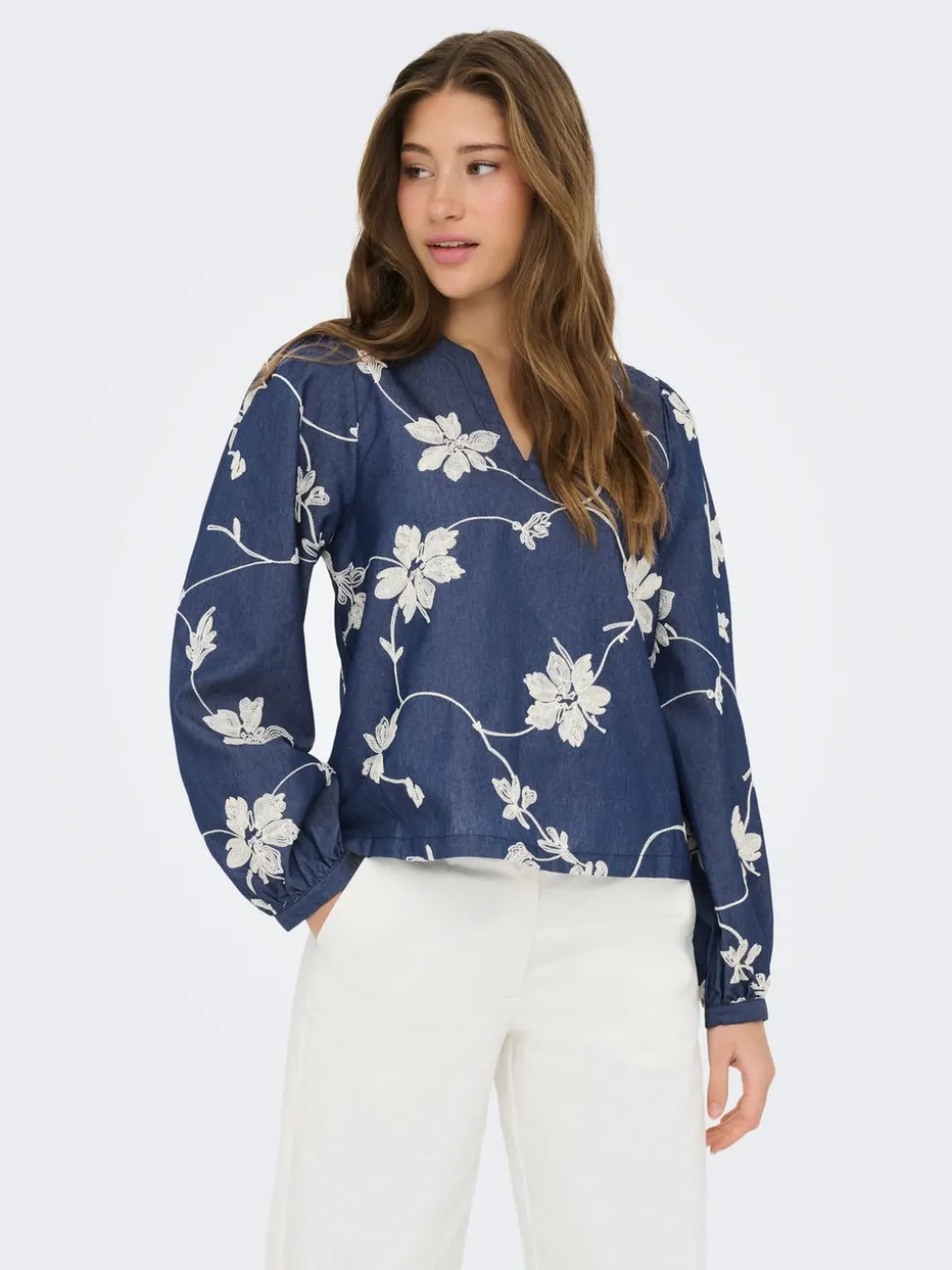 ONLSAKA Top