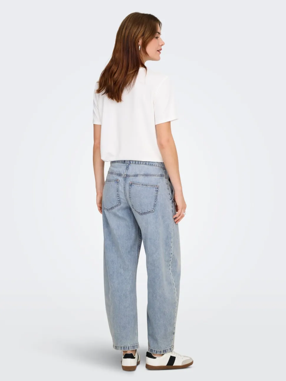 ONLSAVONA Taille moyenne Coupe barrel Longueur cheville Jeans