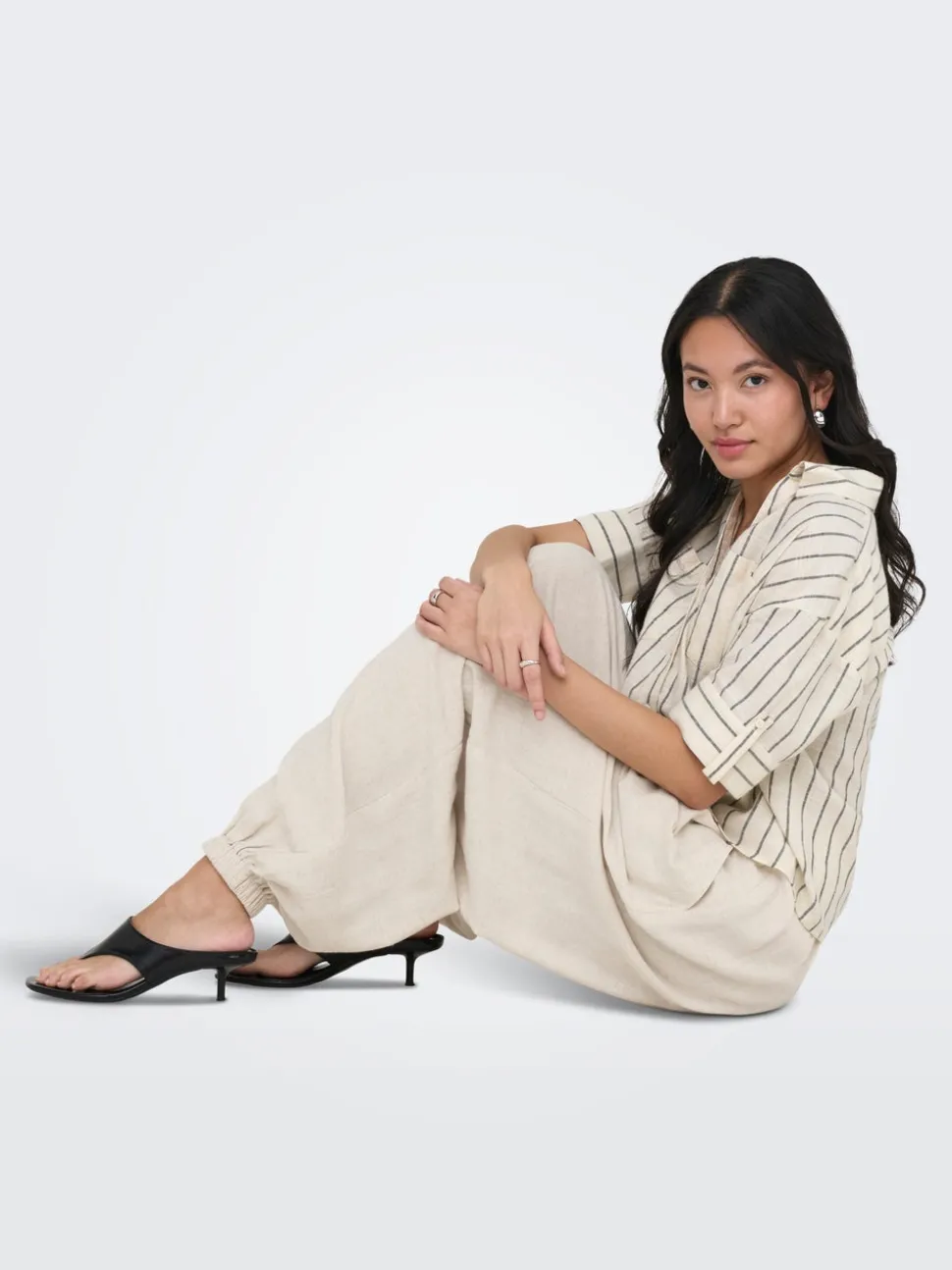 ONLSIESTA Wide Leg Fit Lin Pantalon à jambe large