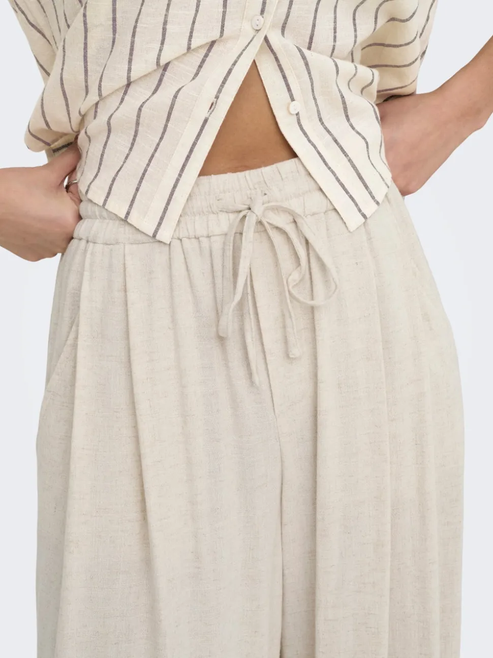 ONLSIESTA Wide Leg Fit Lin Pantalon à jambe large
