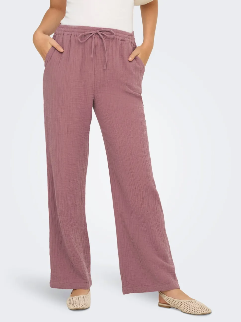 ONLTHYRA Comfort Fit Pantalon à jambe large