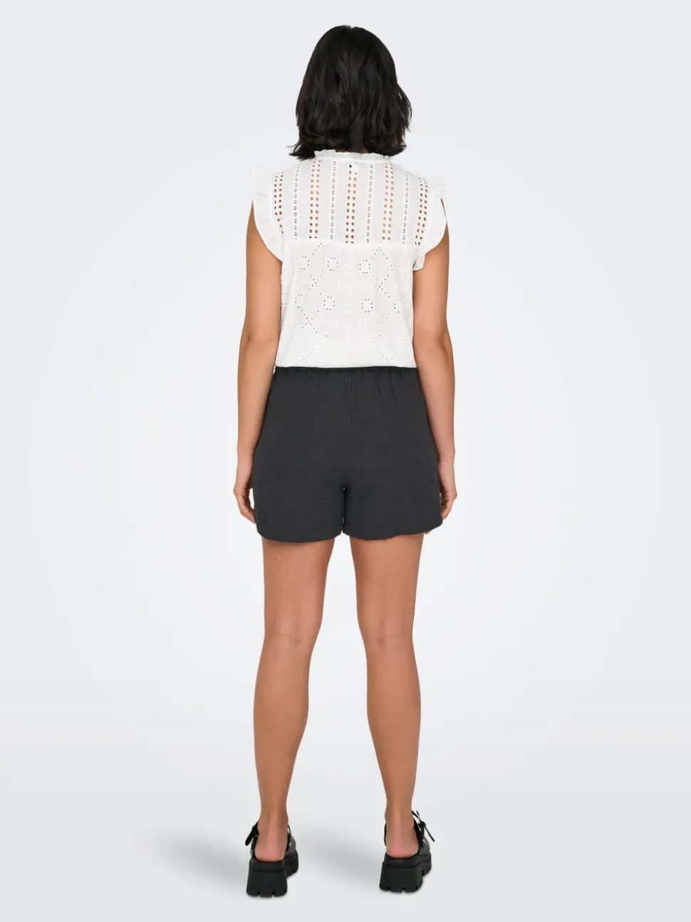 ONLTHYRA Regular Fit Short