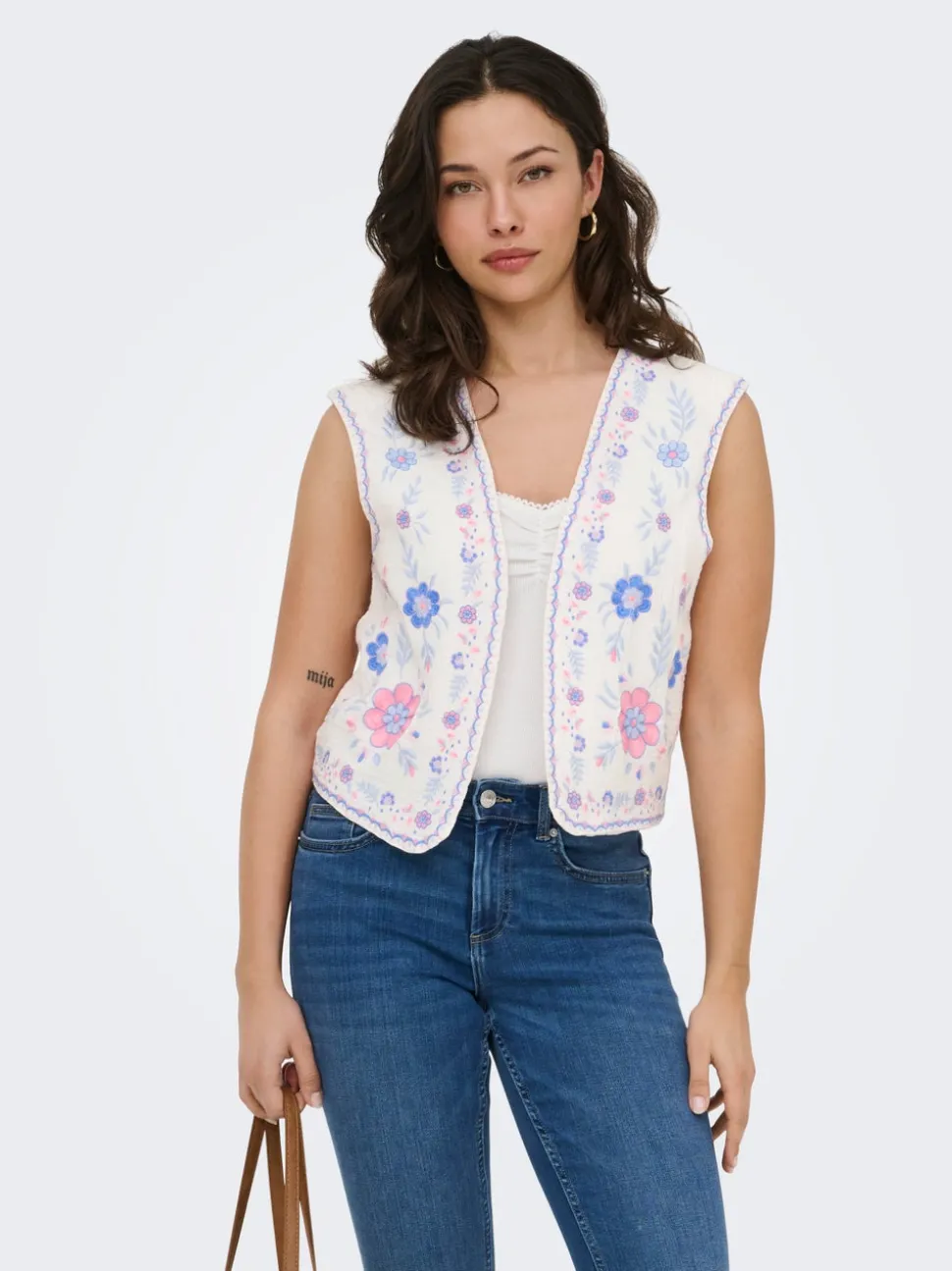 ONLTHYRA Top