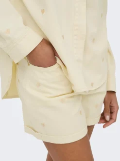 ONLVEGA Taille haute Mom Fit Short