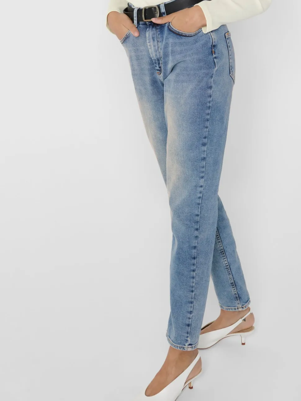 ONLVENEDA Mom Fit Jeans