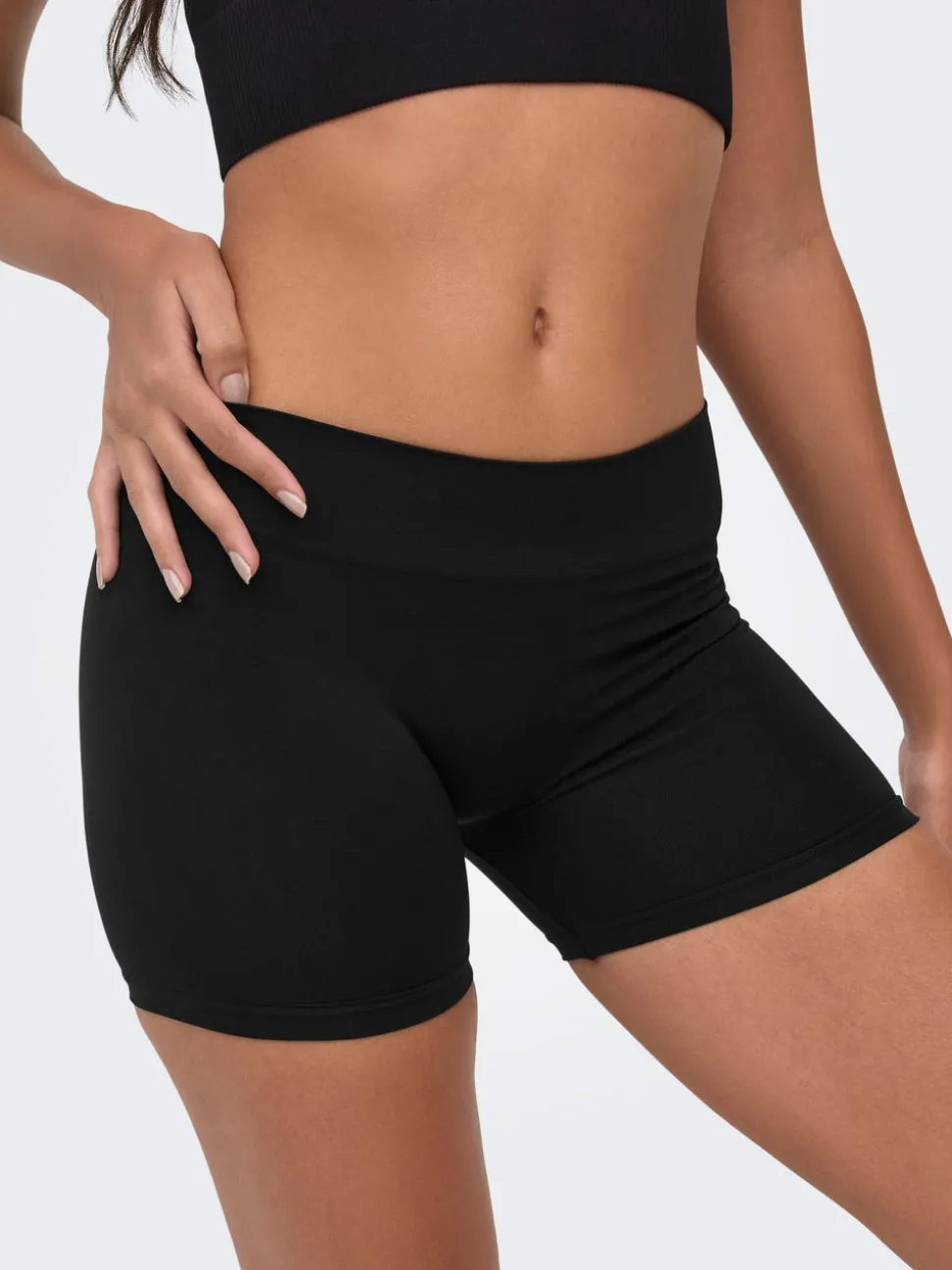 ONLVICKY short intérieur