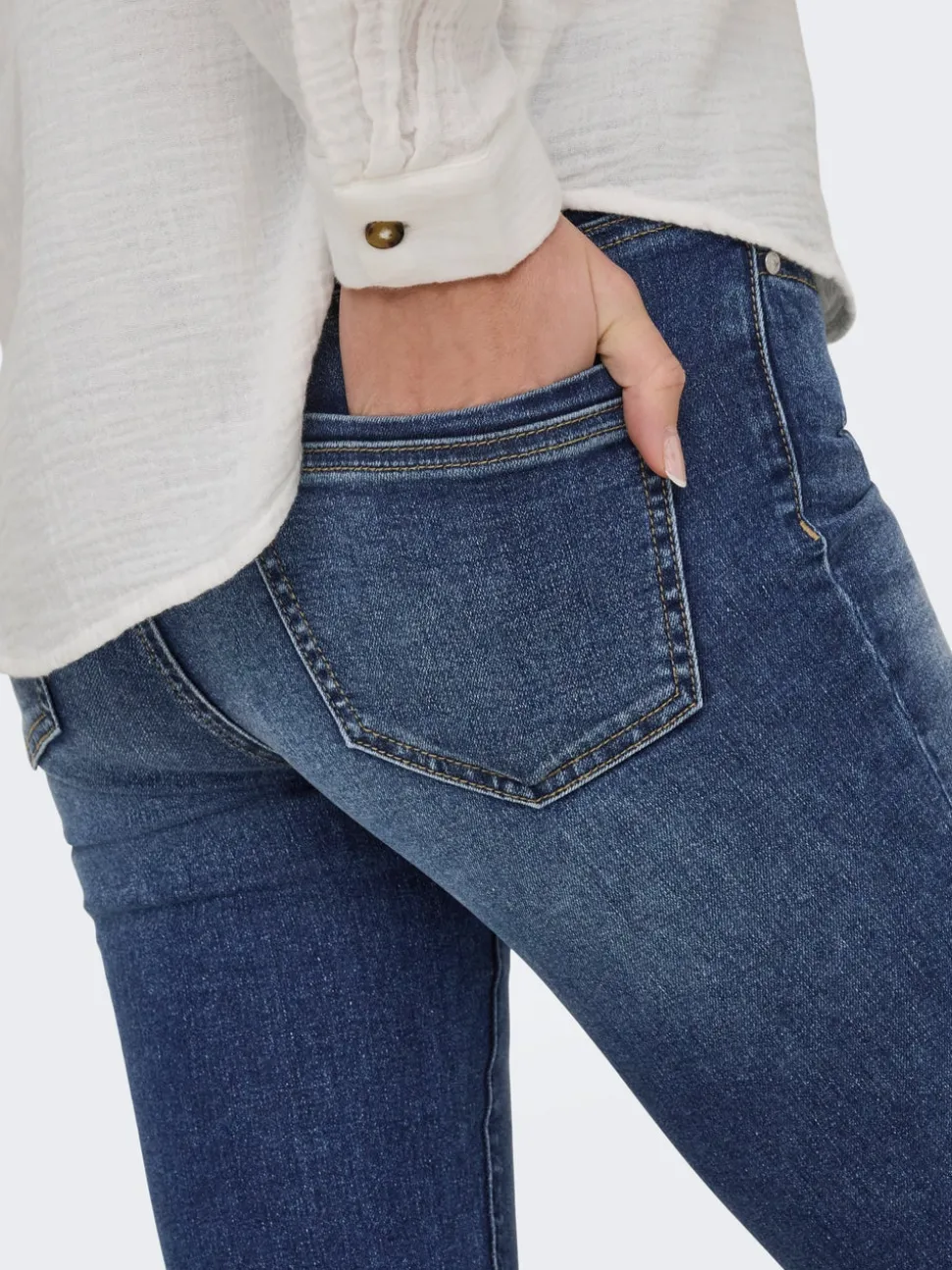 ONLWAUW Taille moyenne Regular Fit Capris