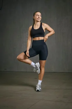ONPJAM-SANA-3 Taille haute Tight Fit Short d'entraînement