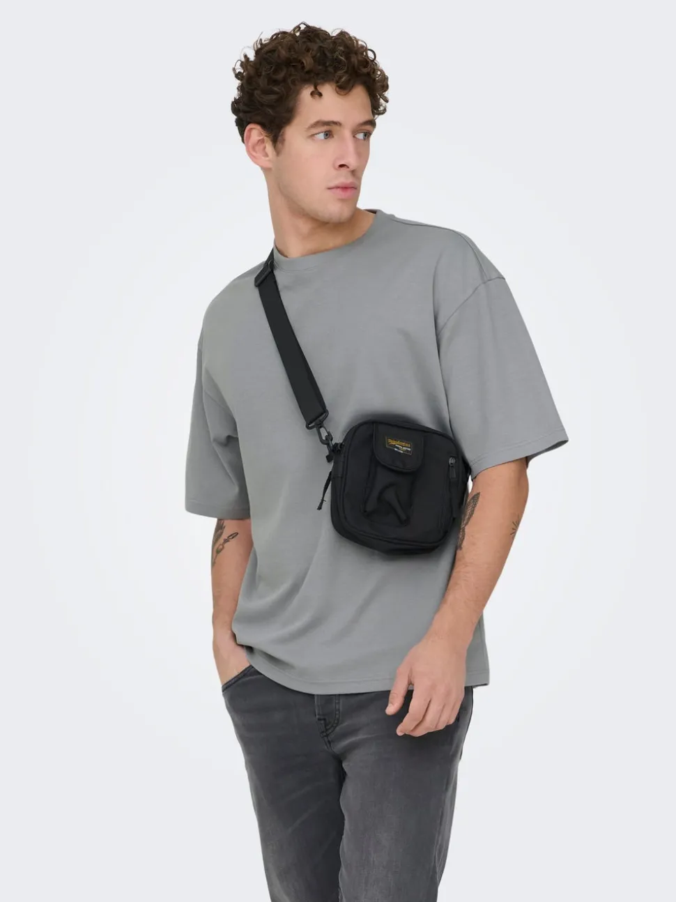 ONSCASPIAN T-shirt