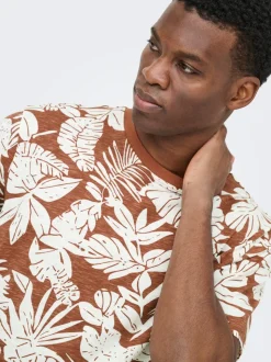 ONSPERRY T-shirt