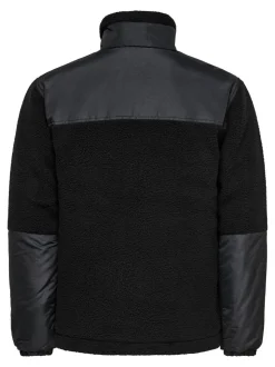 ONSTYRO Veste