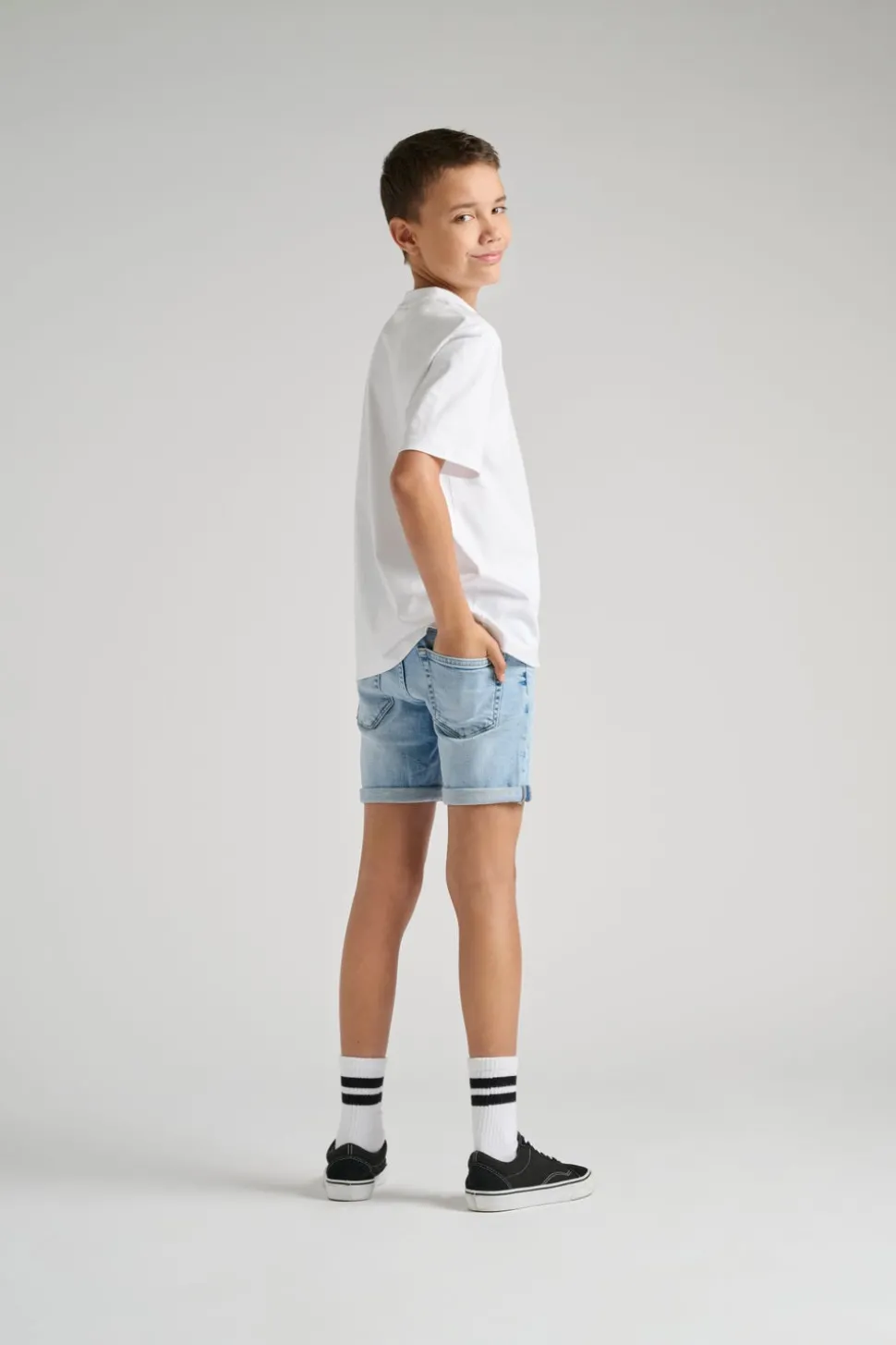 OSJPLY Taille moyenne Regular Fit Shorts