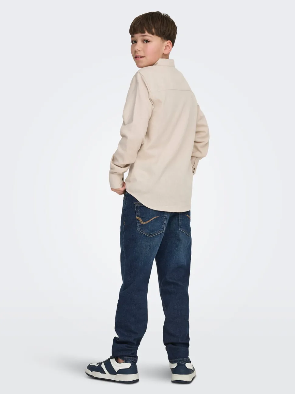 OSJYOKE Tapered Fit Jeans